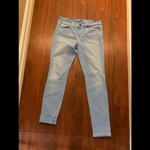 Bench ladies light wash skinny jeans 30 x31